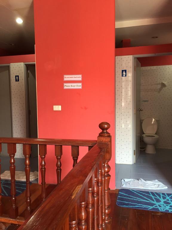 Guest house Ricos Honey Place 2*
