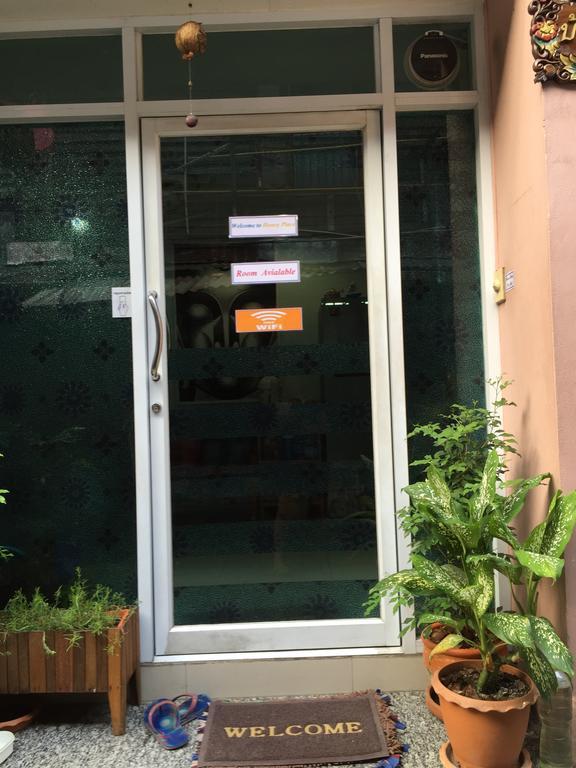 Guest house Ricos Honey Place Bangkok