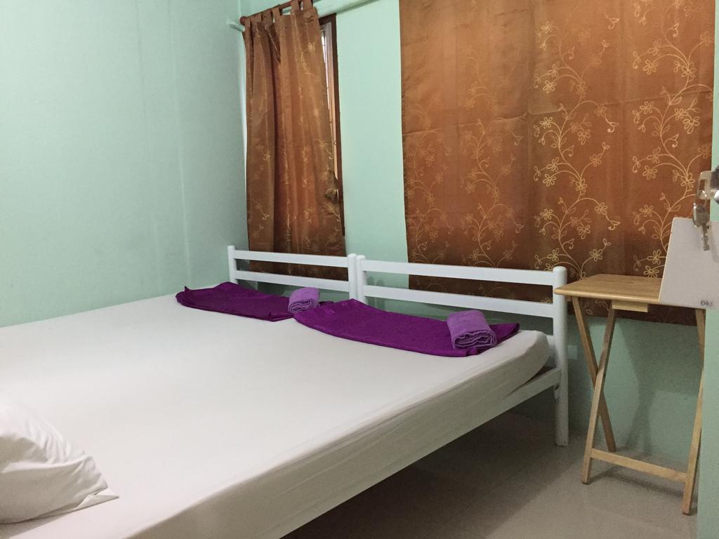 Guest house Ricos Honey Place Bangkok